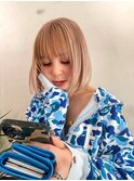 "ハイトーンボブ　ミルクティー　似合わせカット"