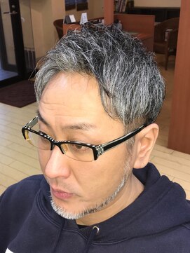 バンブー ヘアー コミュニケーションズ bamboo hair communications 白髪を活かした大人のダンディズムスタイル