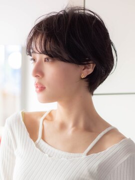 サーカス バイ ビュートリアム 青山(CIRCUS by BEAUTRIUM) マッシュショート20代30代40代大人可愛い暗髪うる艶髪青山表参道