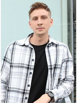 ワースホワイル(WORTH WHILE) ハイライト波巻きアップバングツーブロックマッシュ束感ショート