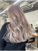 ミルクティーのような甘めと品のあるミルクティーベージュ