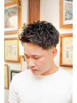 バーバーショップ ダリー(BARBERSHOP DALIE) メンズツーブロックアップバング爽やかメンズショート