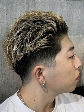 メイン(MENIN) ブリーチパーマフェード【相模大野/メンズ/眉毛/町田】