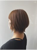 透明感あふれるベージュボブ