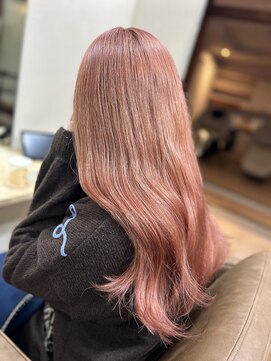 ロアバイチェリーコークウブ(Loa by CHERRY COKE ubu) ピンクオレンジ/ブリーチ1~2回/小顔顔まわりカット