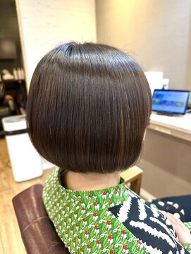 ヘアーメイクロージー 八軒店 (HAIR MAKE ROSY) 大人ショートミルクテーベージュハイライトレイヤーヘッドスパ