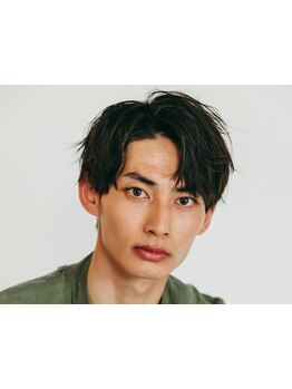 伸びてもカッコよさキープ◎人気のメンズパーマ×ウルフカットで周りと差がつく！[ウルフカット/学割U24]