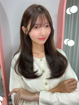 ボタン シブヤ(VOTAN SHIBUYA) 韓国ヘア/レイヤーカット/顔まわりカット/前髪あり