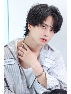 アーリー(Ali'i) コンマセンターパートウルフソフトツイストツーブロック