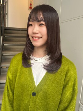 ヴィヴィ(VIVIE) 大人ガーリー似合わせミディアムレイヤーカットダークアッシュ