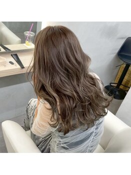 レウーナ 塚口(Reuna)の写真/【ブリーチなしダブルカラー】で約2倍の透明感UP◎丁寧なカウンセリングで理想のヘアカラーをあなたへ♪