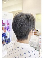 クール ヘアー ギャラリー 神明町店(COOL Hair gallery)&nbsp;自然光に映える、柔らかショート　40代、50代