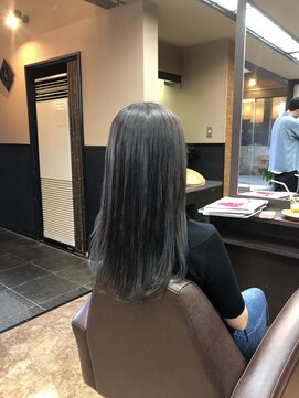 ナトゥーラ 岐阜(Natura) アッシュグレー