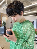 ユー(yew)&nbsp;ランダムパーマ×黒髪ショート