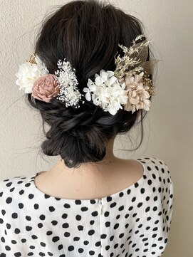 オウルヘアー(Owl hair) シニヨンアレンジ×ドライフラワー