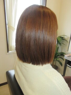 コア フィール ア デイ(COIFFURE A DAY) 【M3D】ミディアムボブ