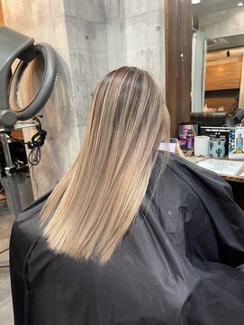 ラフ(LAFF) #黒髪#ボブルフ#ネビージュ#小顔#ワンレン