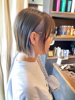 ベランダ(veranda)&nbsp;インナーカラー・ペールブルーボブ