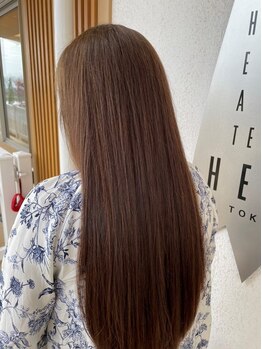 ずっとヘアデザインを楽しむために…本格サロンケアで内側から潤う上質髪へと導きます☆諦めていたお悩みも