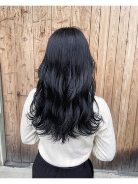 ラヌゴ(lanugo) ブラックカラー×韓国風巻き髪