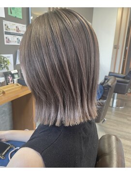 スターゴールド アンド コウ(STAR GOLD&KOu) 大人気外ハネスタイル/ピンクベージュ