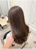 くすみベージュ