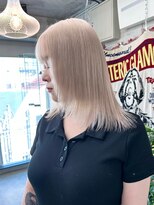 リル ラウム 原宿(LiL Raum)&nbsp;ホワイトミルクティーベージュカラー