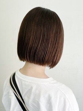 ヒビヲ(HIBIO) 横浜タッセルボブショコラブラウン切りっぱなしボブショートボブ