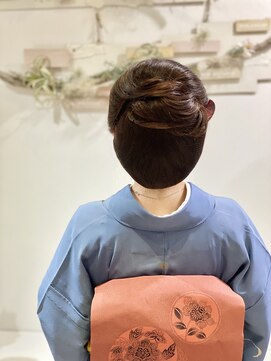 ヘアセットサロンエッジ(Edge) お着物でお仕事ヘア