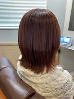 スリー(THREE)&nbsp;オレンジブラウン×外はねボブ