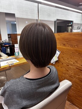 ファースト 長町店(first) 丸みショート