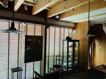 エヌシービーシー(N.C.B.C)の写真/髪も気持ちも無理をしないプライベート空間。周りを気にせずゆったり過ごせる、あなただけの特別な時間。