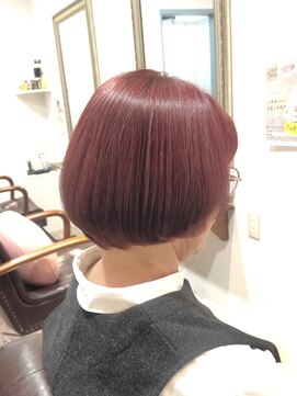 ヘアー グリーン(hair green) 40代50代60代/内巻きボブ/丸みボブ/後ろ下りボブ/赤髪