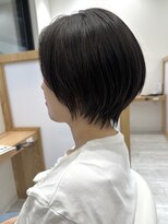 アドラーブル ココロ 新潟(adorable CoCoLo) 20代30代大人可愛いアッシュベージュくびれボブ耳掛け透明感