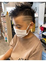 ルーナヘアー(LUNA hair)&nbsp;『京都ルーナ』キッズカット×ツイストパーマ×メッシュ×ライン