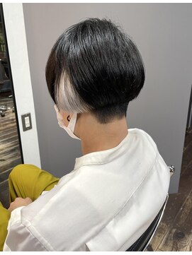 ヘアアンドメイク エジェリ(hair&make egerie) ホワイトブリーチ・メンズ・マッシュインナーカラー