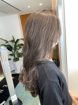 アテナ(ATENA) グレージュ×レイヤーカット【ATENA中嶋】