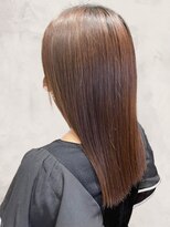 シンリア(ShinLia) 20代30代艶感ストレート♪髪質改善カラーミルクティーベージュ