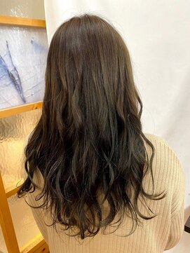 ネオリーブ シュシュ 神保町店(Neolive susu) ウェーブヘア