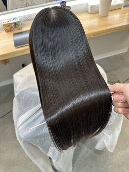 リオ RIO 大阪心斎橋店の写真/【髪質改善美髪専門店】最新の知識と最高の技術で、あなた史上最高の艶髪に導きます。
