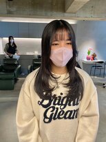 リール(rire)&nbsp;デザインカラーレイヤーカットウェットヘア夏オリーブベージュ