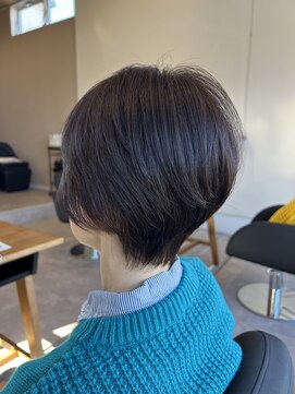 ワッペン(wappen) ＊トップがふわっとなる艶髪ひし形ショート＊