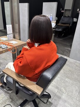 アヴァンス セブンパーク天美 松原店(AVANCE.) ぱつっとボブ×ナチュラルカラー