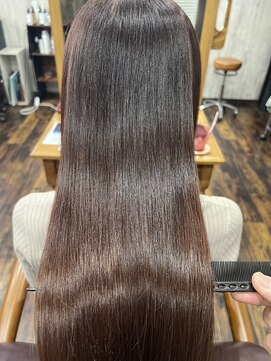 アイリーファンビリ(irie fambilly) 艶ピンク×Rich髪質改善メテオカラー