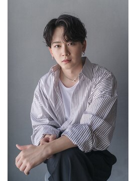 シーンバイラッド ヘルム(SCENE by RAD helm) シャドーパーマ