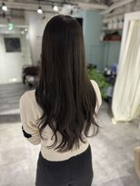 レヴリー(reverie)&nbsp;ハッシュカット暗髪レイヤーカット髪質改善20代30代心斎橋