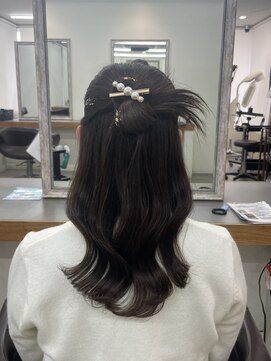 トータルビューティブレイクデュオ(TOTAL BEAUTY BREK DUO) ハーフアップカチモリ