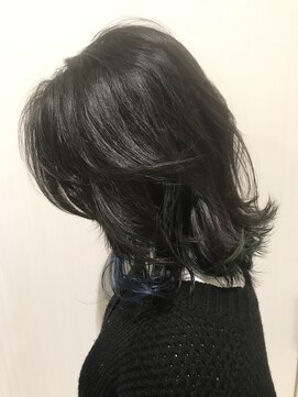 ラ ブレス あべのキューズ(LaBless) くせ毛風無造作ミディアム（天王寺）