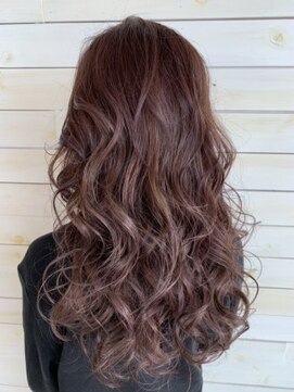 ラック 辻堂(LUCK) アディクシー×パープルガーネット