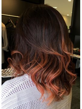 サローネデ アグスティナ バイ サンバンチ(salones de agustina by sanbanchi) オレンジグラデーション 【agustina TAKAKO】